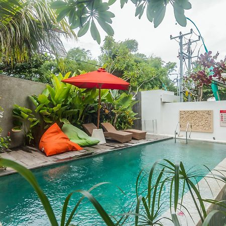 Zen Rooms Seminyak Kayu Jati Ngoại thất bức ảnh