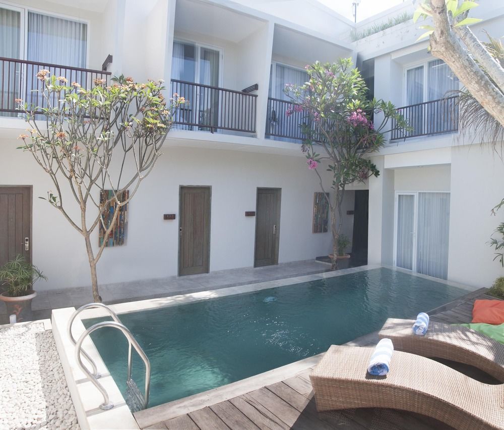Zen Rooms Seminyak Kayu Jati Ngoại thất bức ảnh