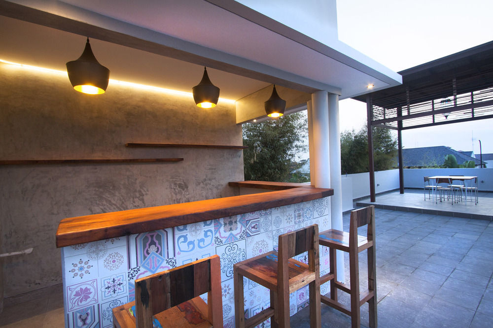 Zen Rooms Seminyak Kayu Jati Ngoại thất bức ảnh