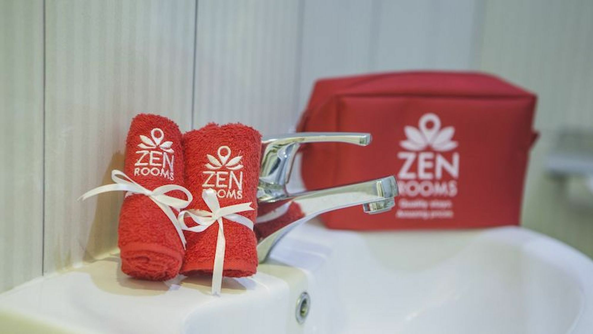 Zen Rooms Seminyak Kayu Jati Ngoại thất bức ảnh